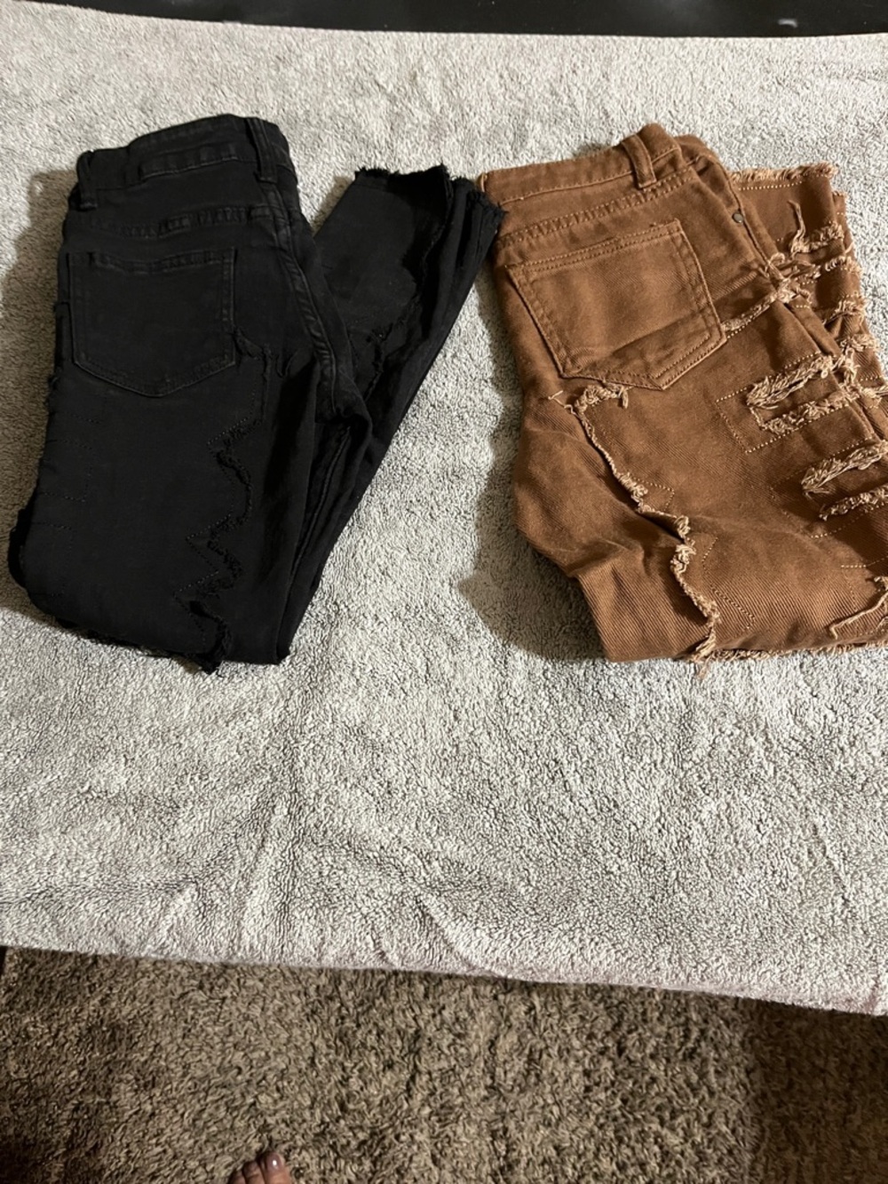 Jeans - Picture 3 of 3